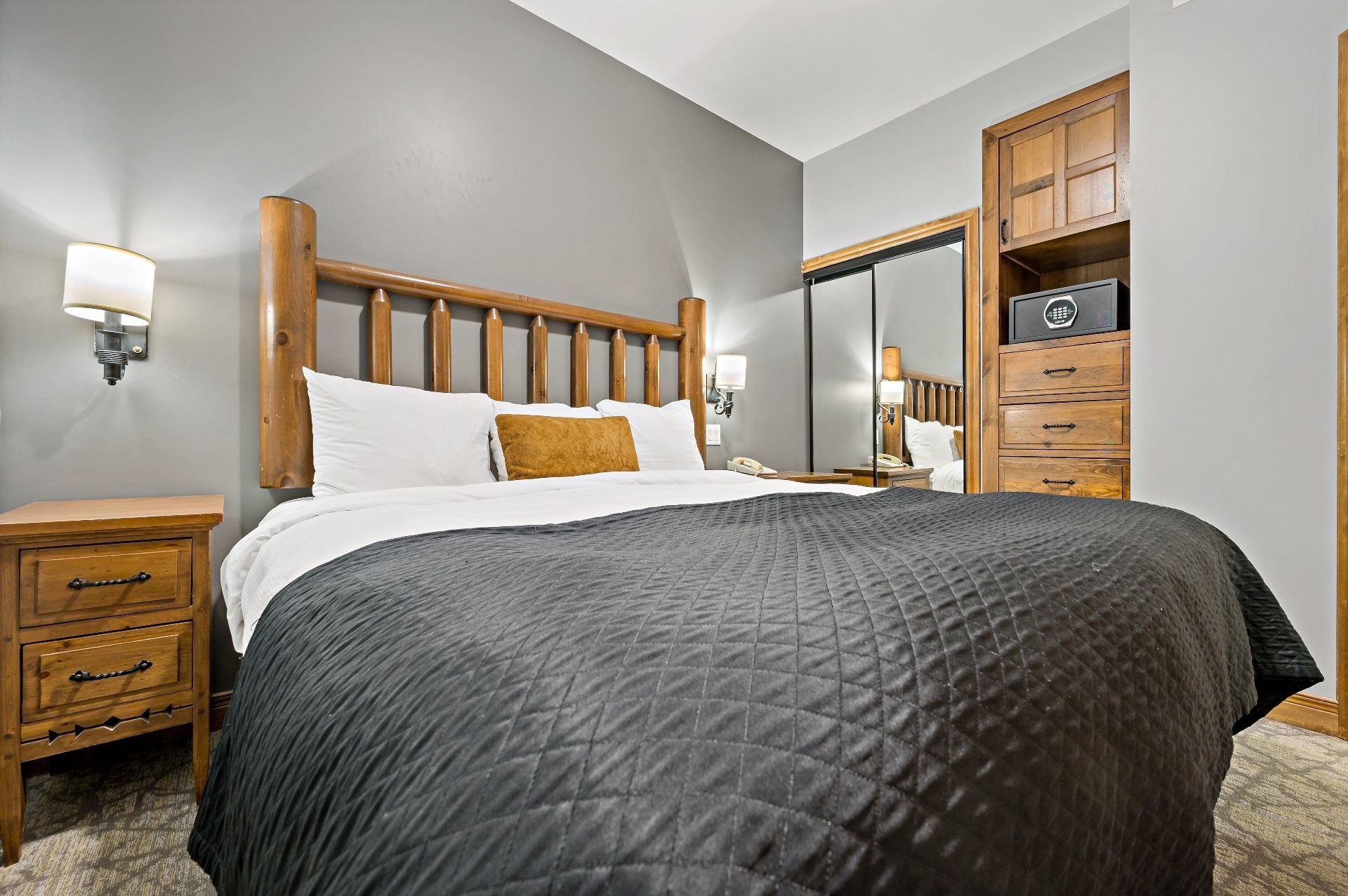 









2396


Rue Labelle

, 124,
Mont-Tremblant,




QC
J8E1T8

