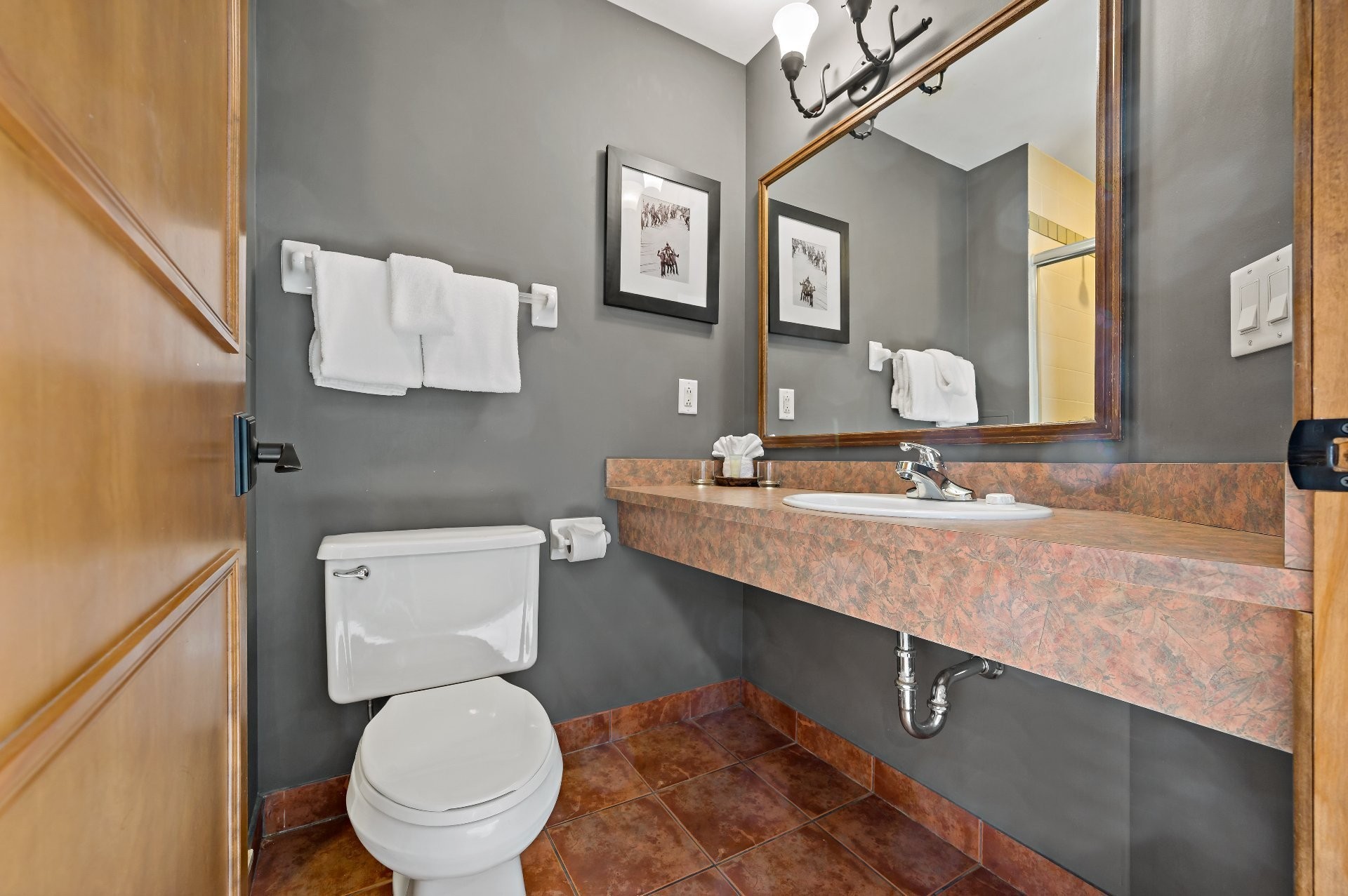 









2396


Rue Labelle

, 124,
Mont-Tremblant,




QC
J8E1T8

