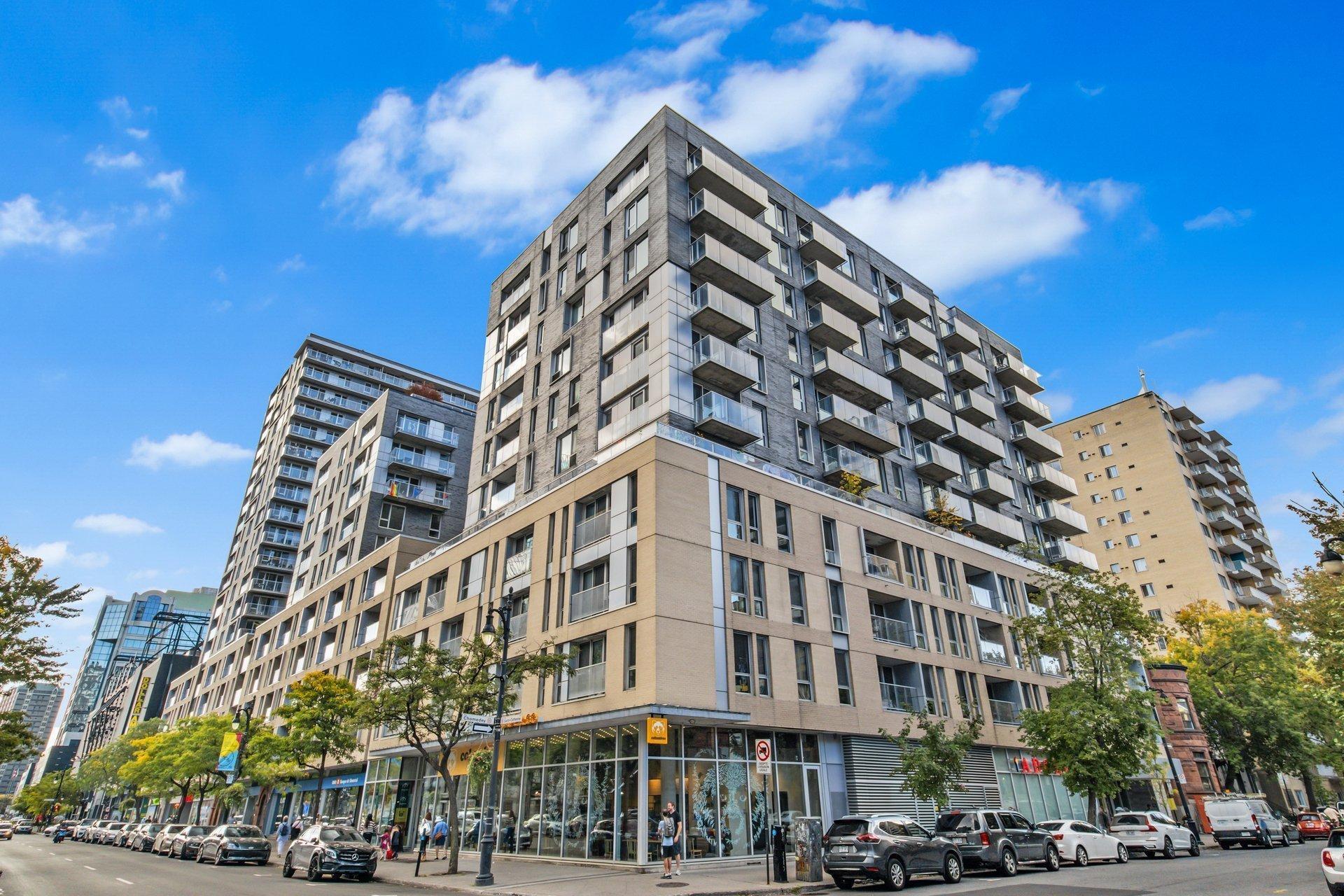 









1414


Rue Chomedey

, 1950,
Montréal (Ville-Marie),




QC
H3H0A2

