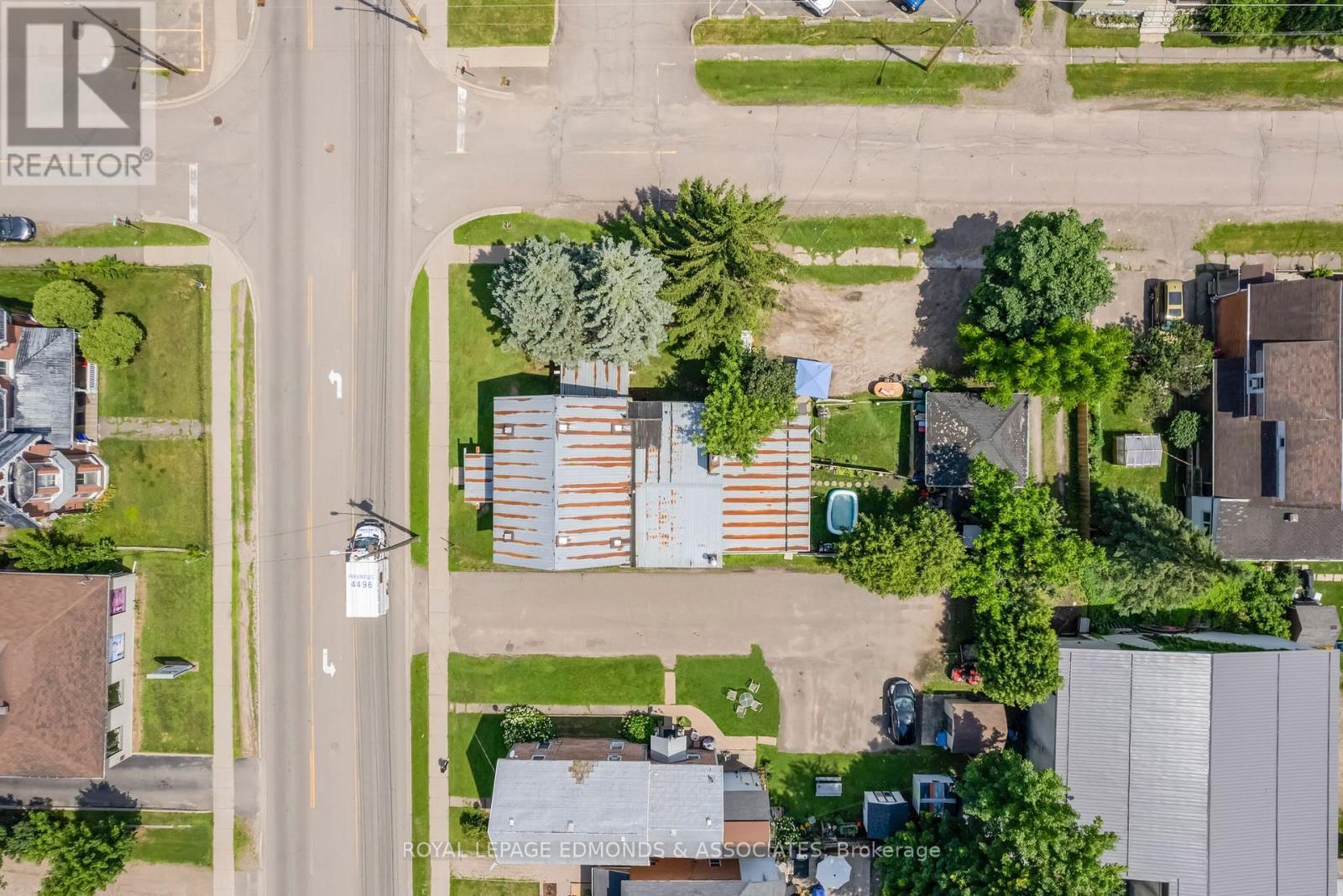 












394 PEMBROKE STREET E

,
Pembroke,




Ontario
K8A3K6

