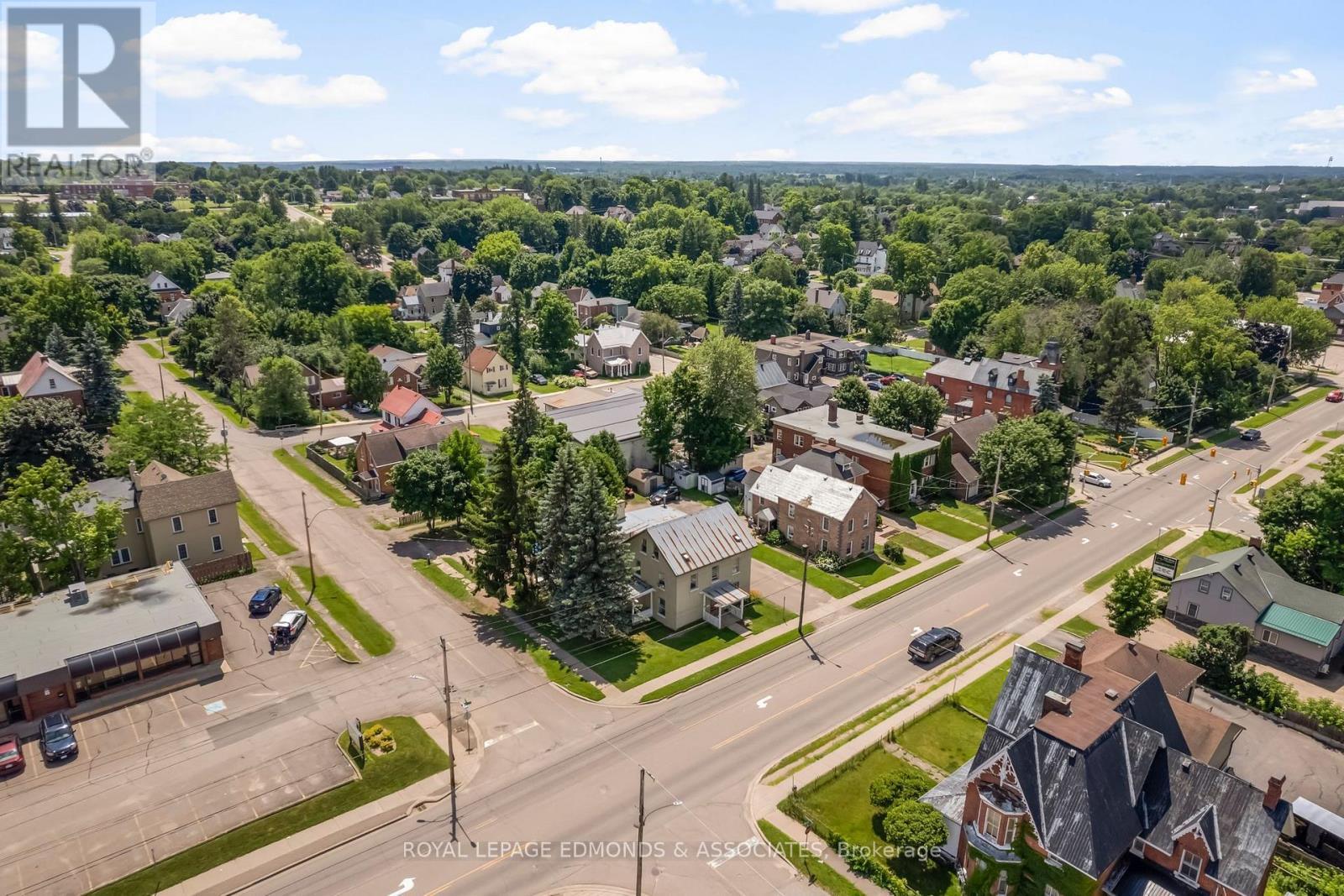 












394 PEMBROKE STREET E

,
Pembroke,




Ontario
K8A3K6

