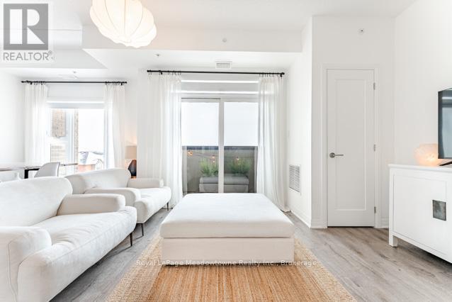 












422 - 610 FARMSTEAD DRIVE

,
Milton (WI Willmott),




Ontario
L9T8X5

