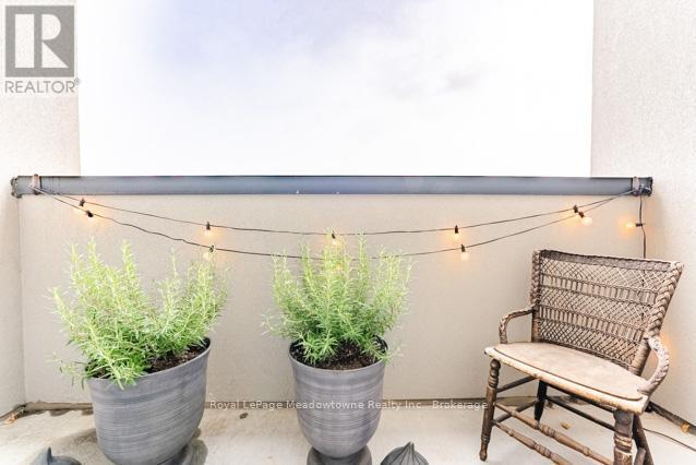 












422 - 610 FARMSTEAD DRIVE

,
Milton (WI Willmott),




Ontario
L9T8X5

