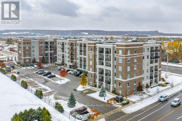 












422 - 610 FARMSTEAD DRIVE

,
Milton (WI Willmott),




Ontario
L9T8X5

