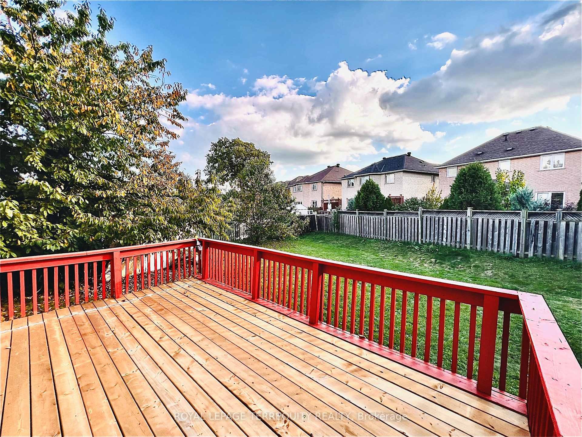 









531


Loretta

Court,
Mississauga,




ON
L5B 3S2

