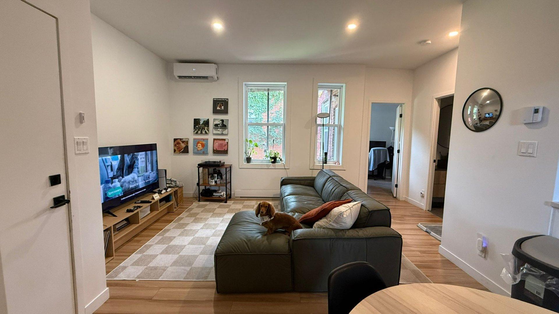 









2792


Rue de Châteauguay

,
Montréal (Le Sud-Ouest),




QC
H3K1L4

