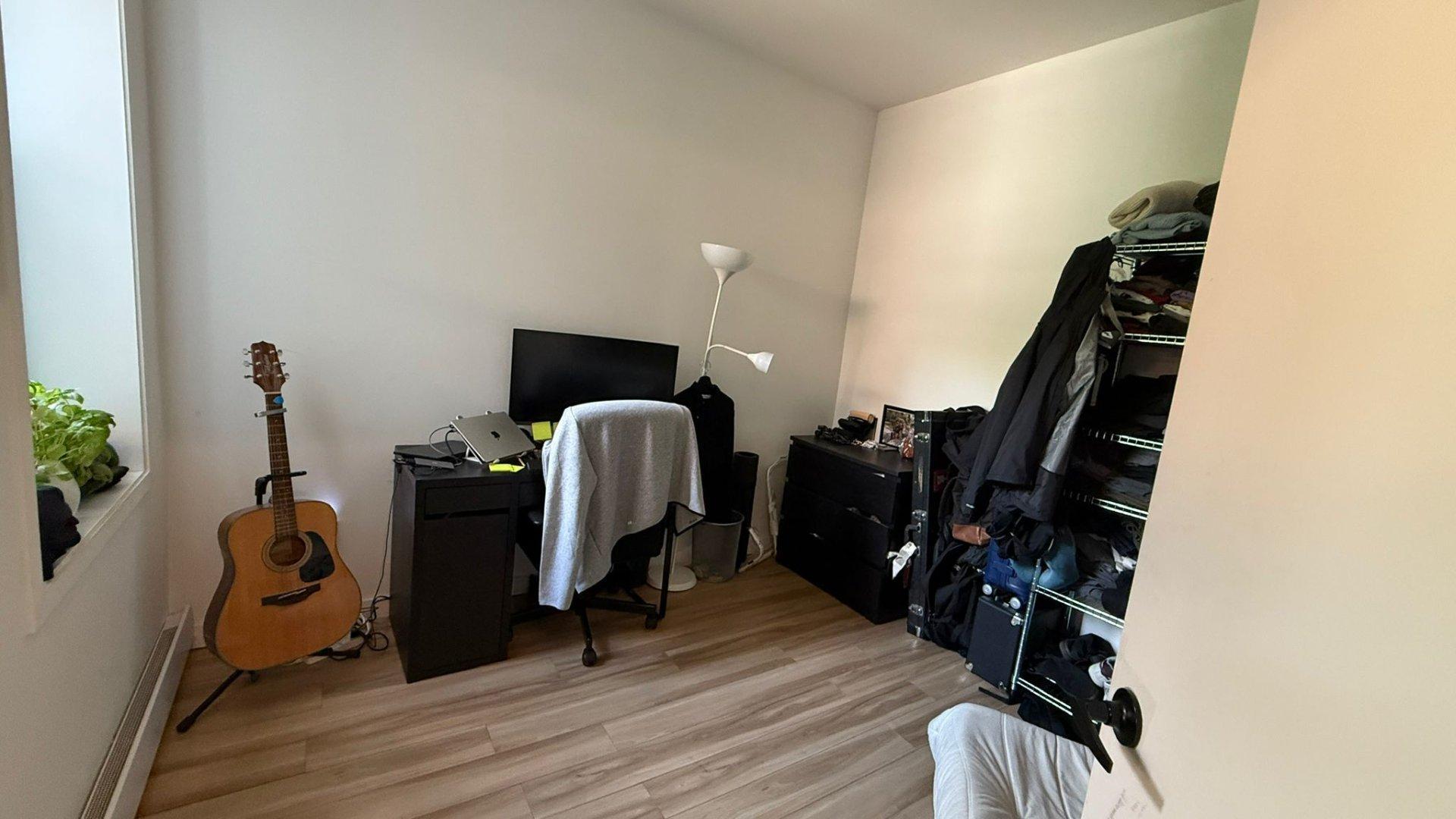 









2792


Rue de Châteauguay

,
Montréal (Le Sud-Ouest),




QC
H3K1L4

