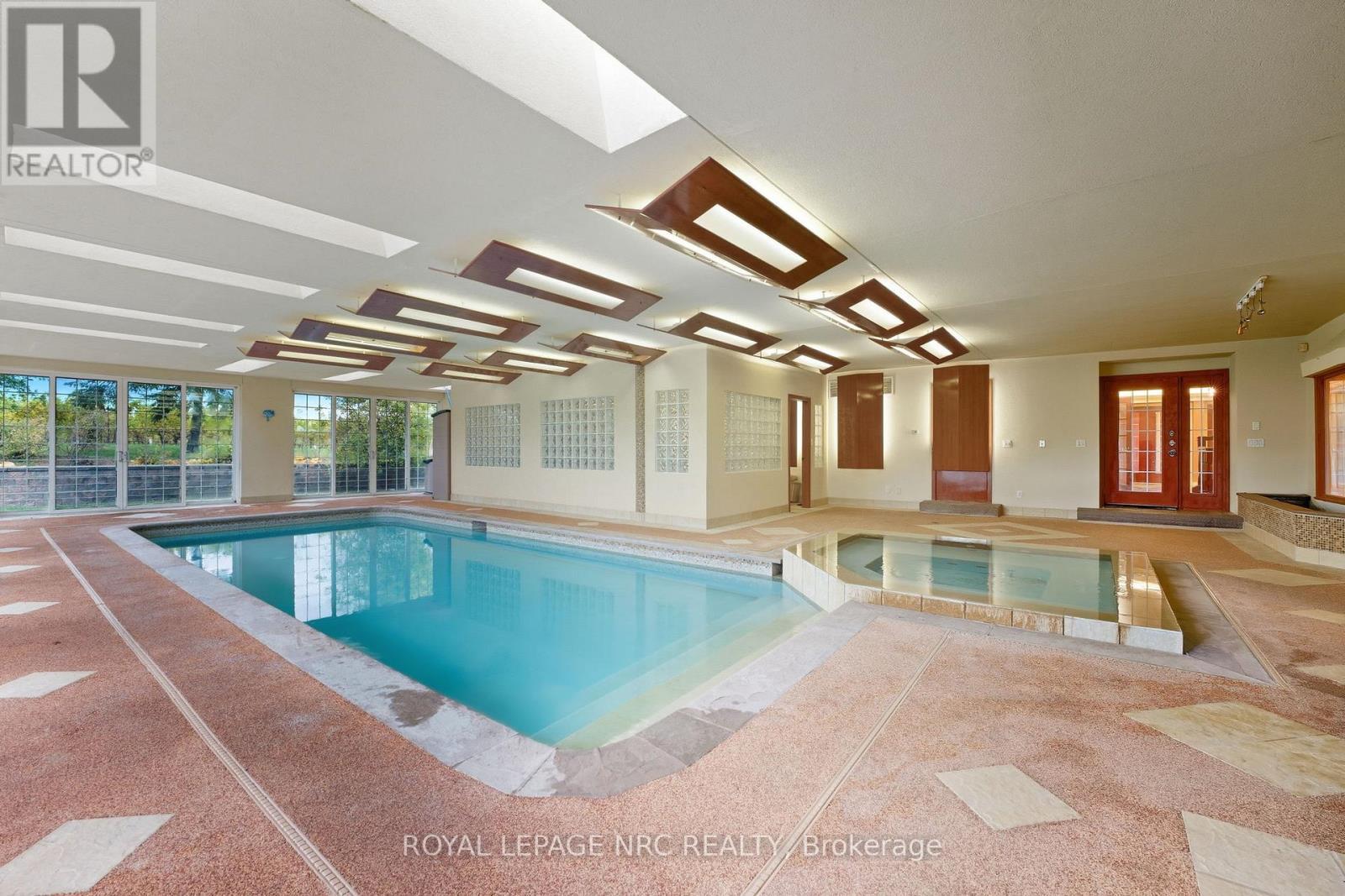 












4850 HILLSIDE DRIVE

,
Lincoln,




Ontario
L0R1B0

