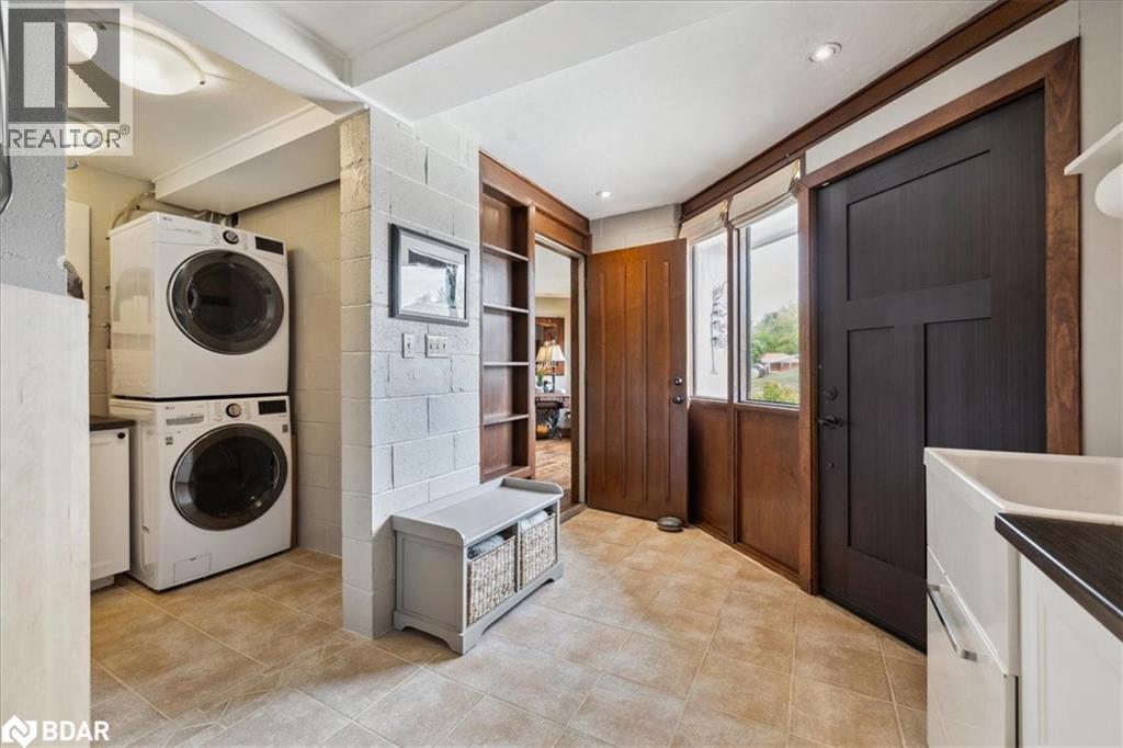 












10632 FIFTH Line

,
Milton,




Ontario
N0B2K0

