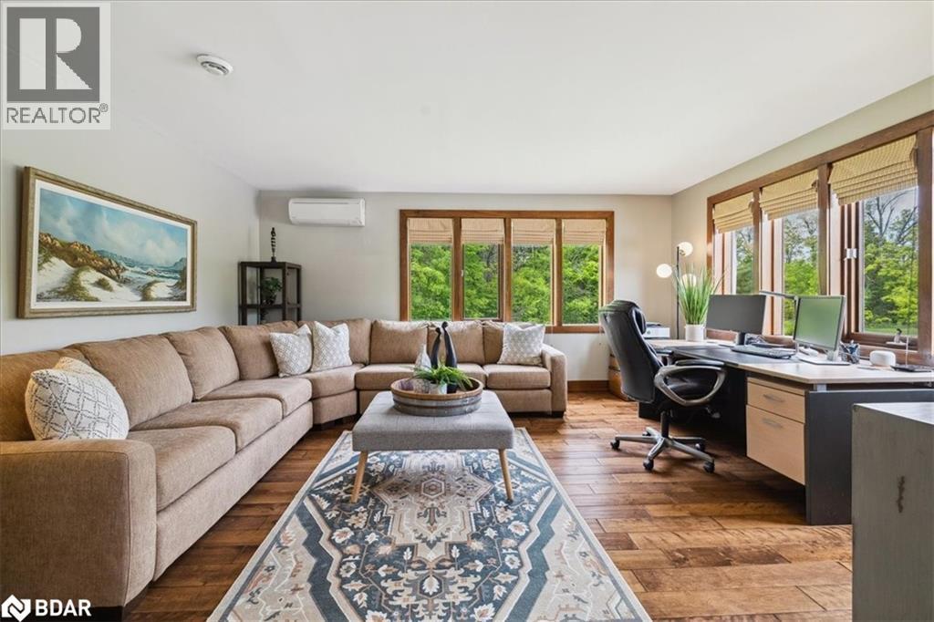 












10632 FIFTH Line

,
Milton,




Ontario
N0B2K0

