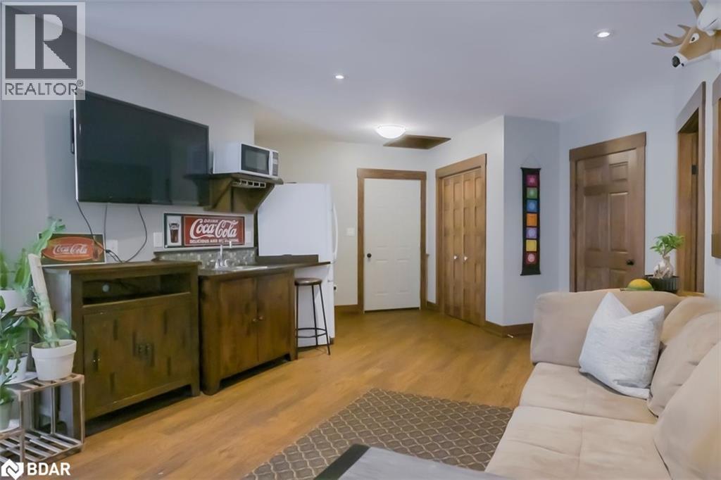 












10632 FIFTH Line

,
Milton,




Ontario
N0B2K0

