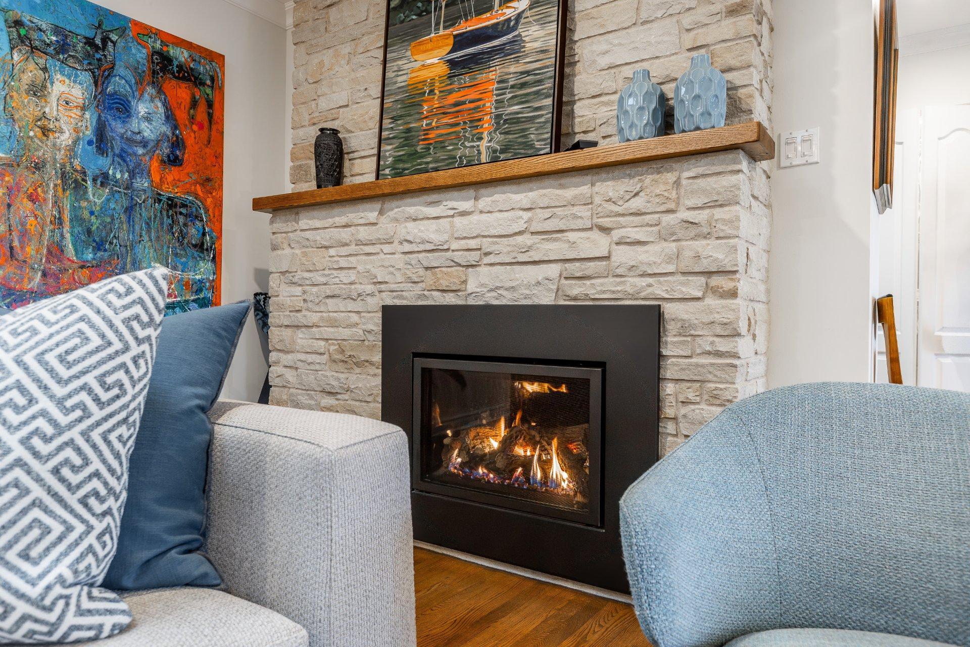 









43


Av. Bayview

,
Pointe-Claire,




QC
H9S5C1

