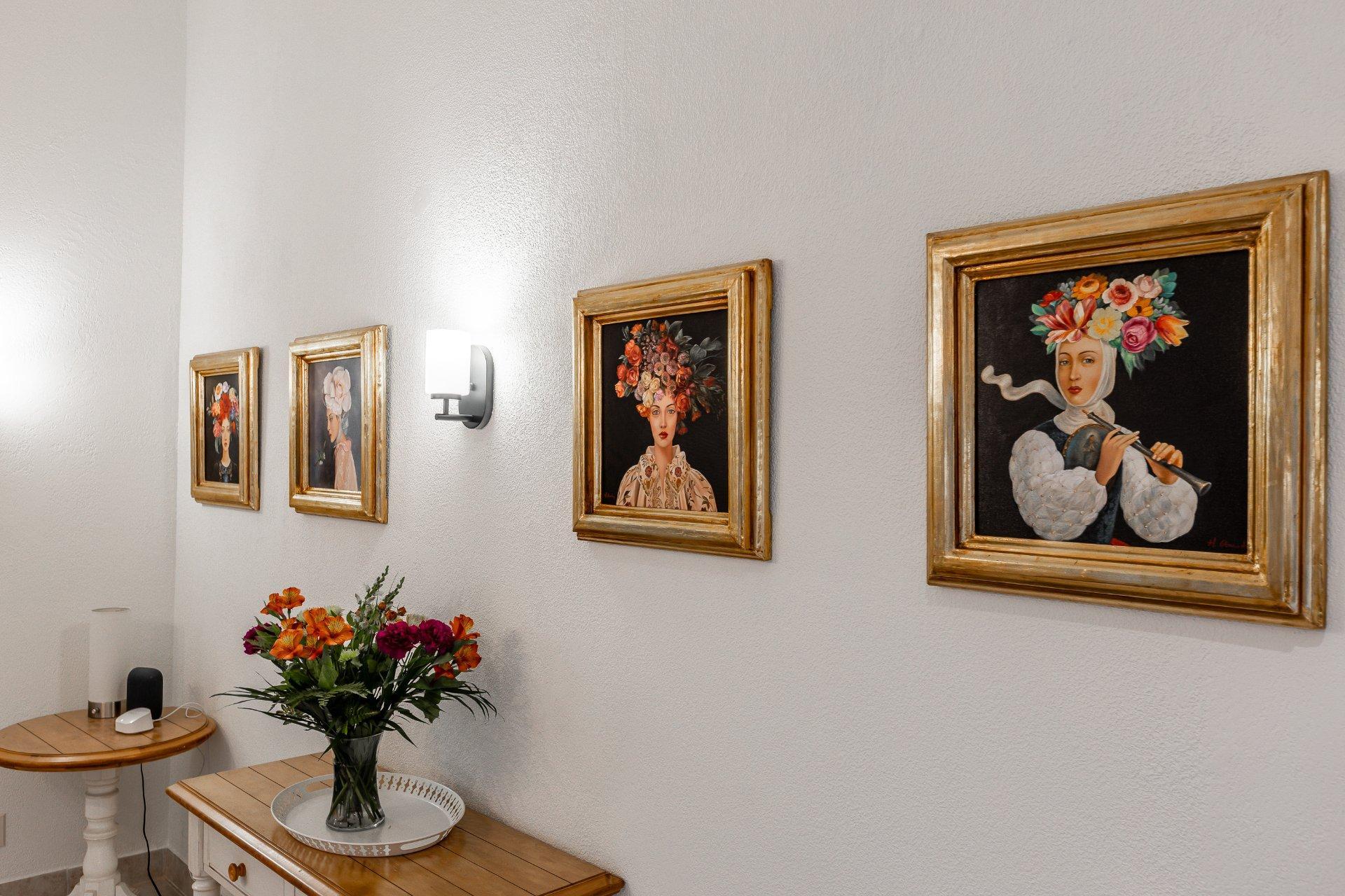 









43


Av. Bayview

,
Pointe-Claire,




QC
H9S5C1

