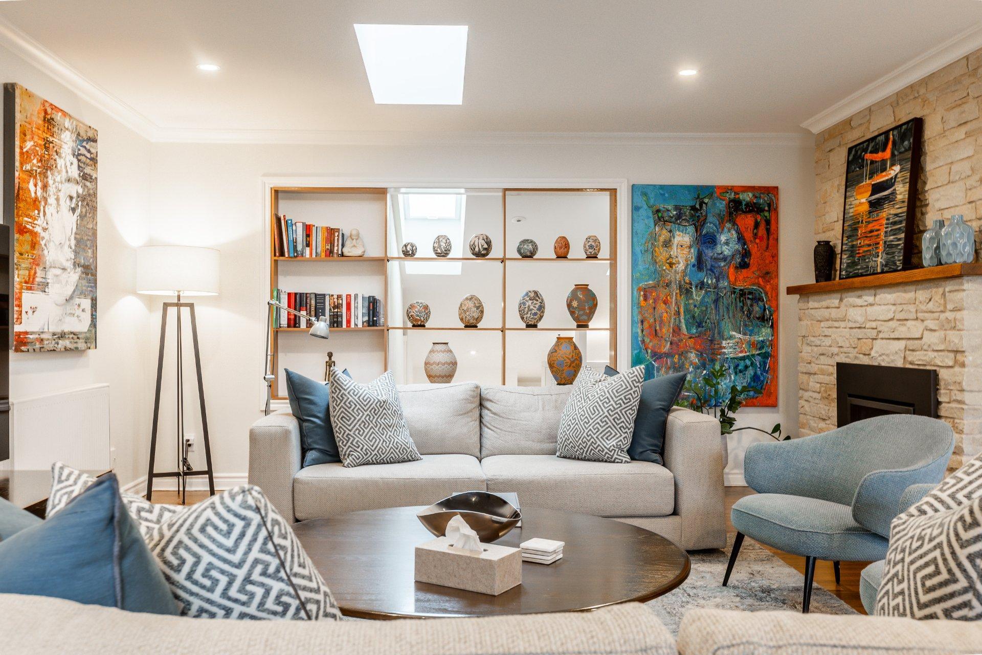 









43


Av. Bayview

,
Pointe-Claire,




QC
H9S5C1

