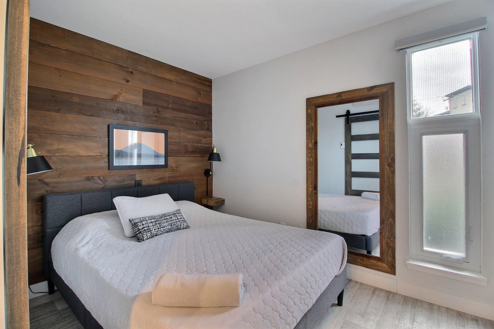 









385


Rue du Moulin

, 17,
Magog,




QC
J1X4A1

