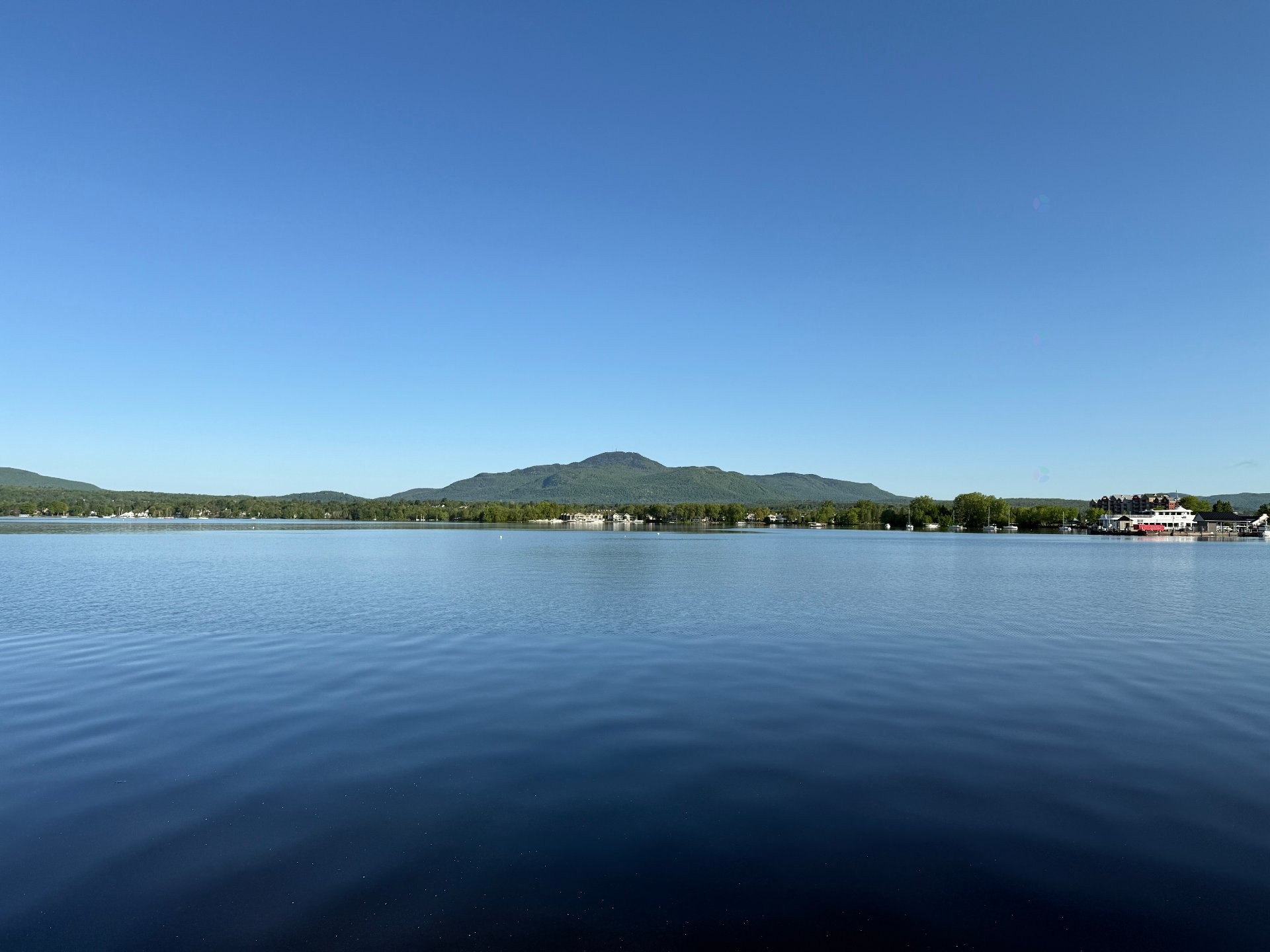 









385


Rue du Moulin

, 17,
Magog,




QC
J1X4A1

