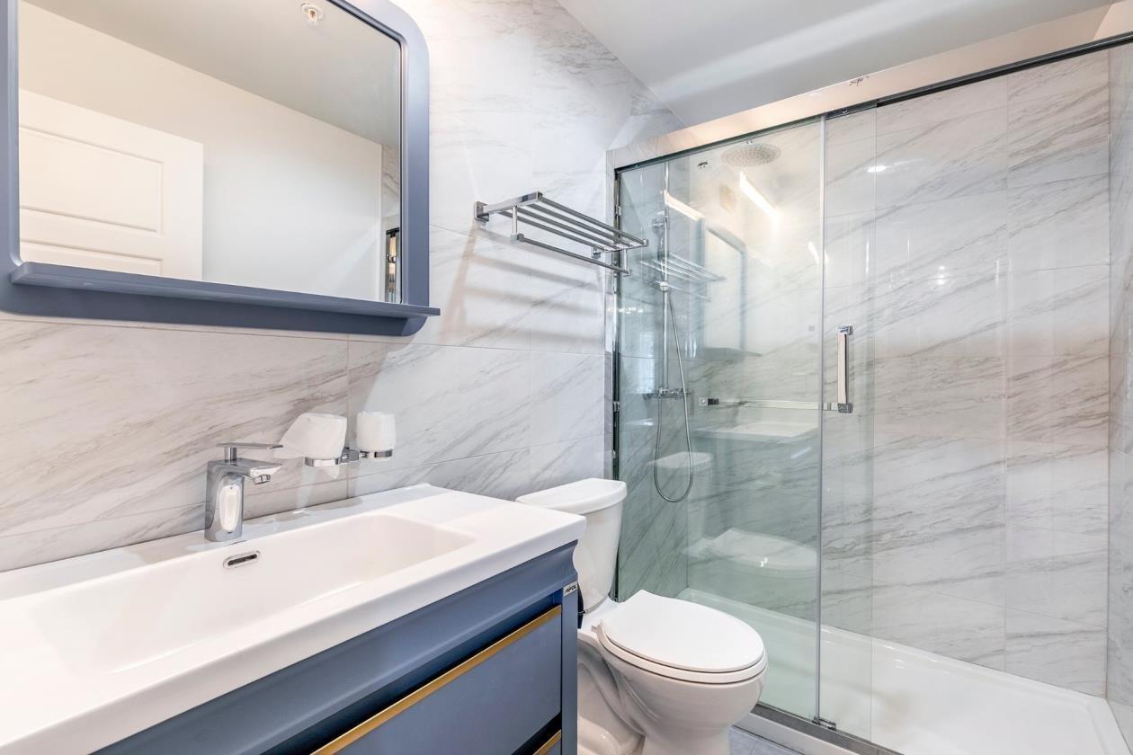 









850


Rue Ouimet

, 307,
Montréal (Saint-Laurent),




QC
H4L3P4

