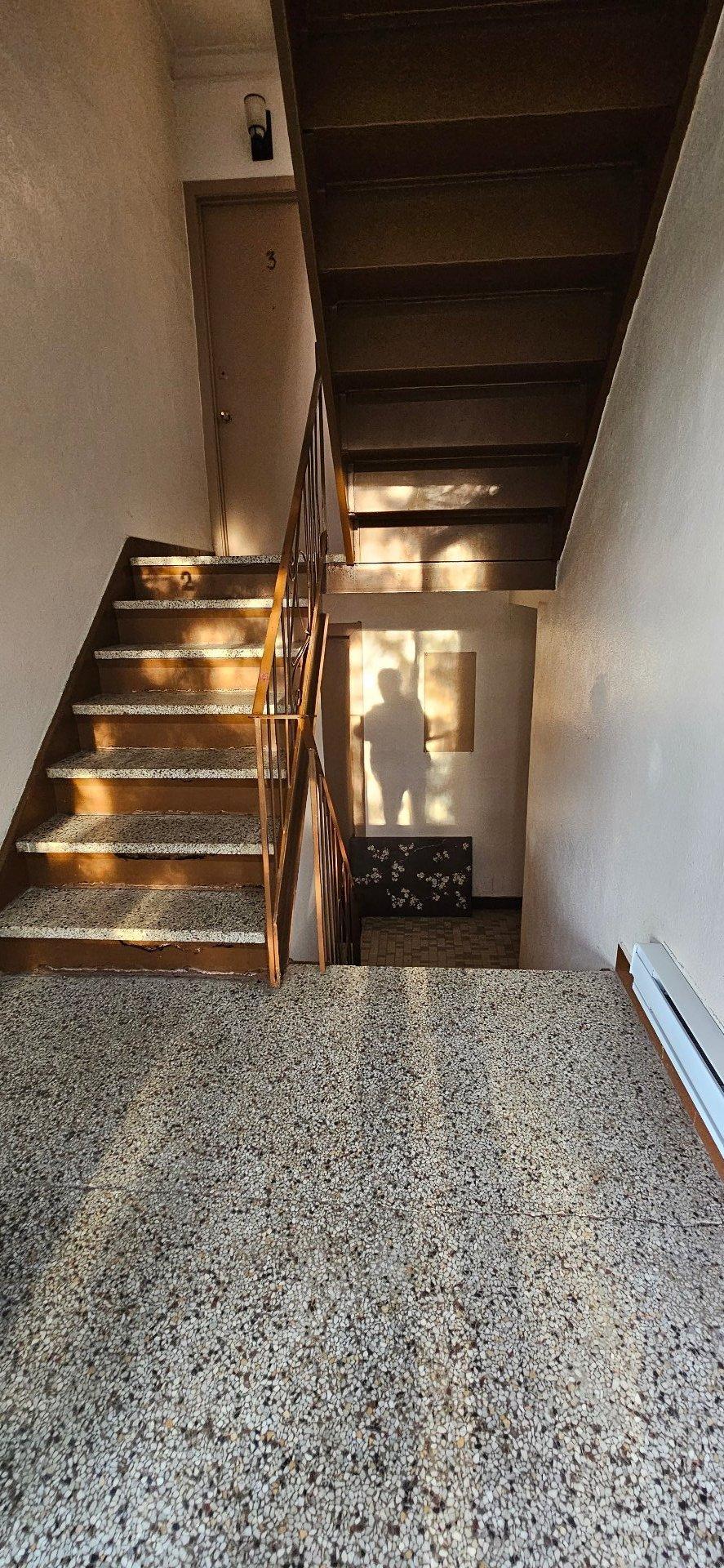 









2040


Rue des Patriotes

,
Laval (Sainte-Rose),




QC
H7L2N8

