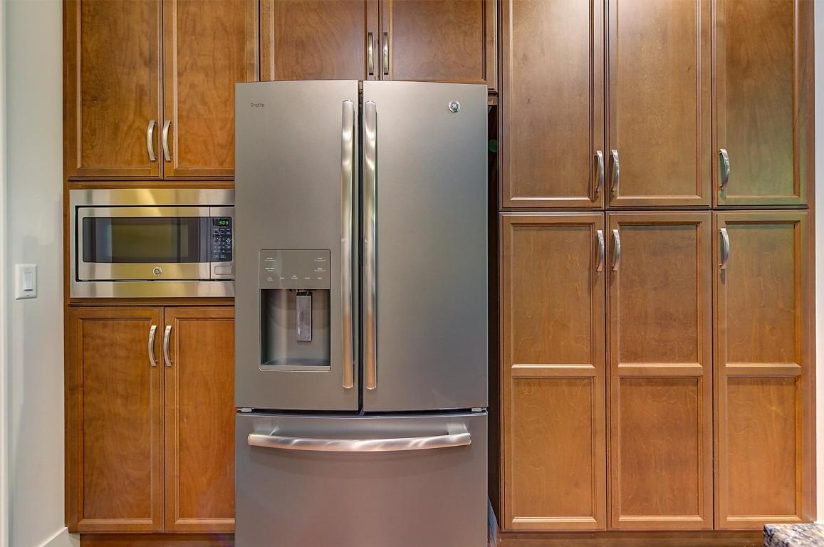 









1960


KLO

Road, 11,
Kelowna,




BC
V1W 5L2

