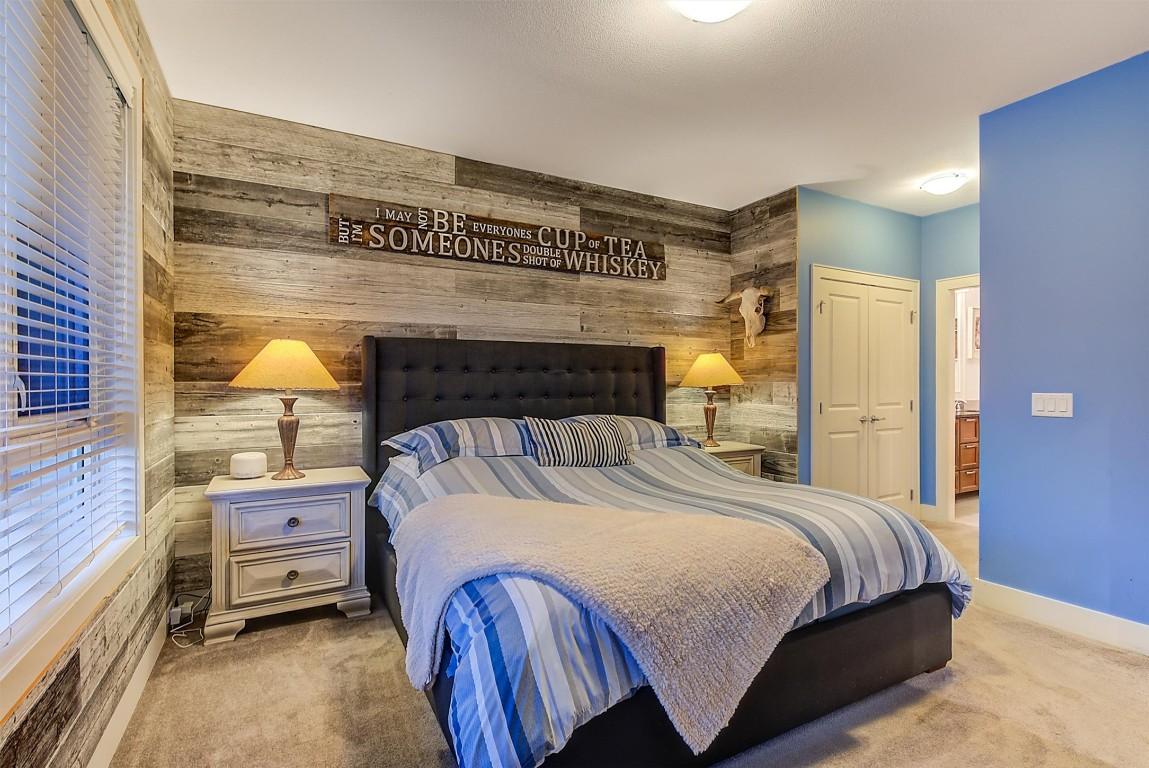 









1960


KLO

Road, 11,
Kelowna,




BC
V1W 5L2

