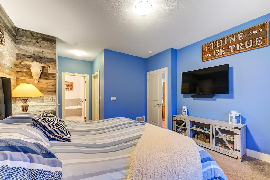 









1960


KLO

Road, 11,
Kelowna,




BC
V1W 5L2

