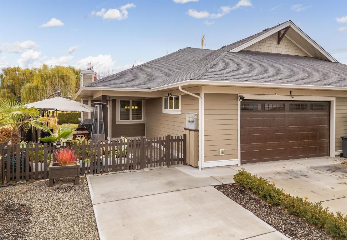 









1960


KLO

Road, 11,
Kelowna,




BC
V1W 5L2

