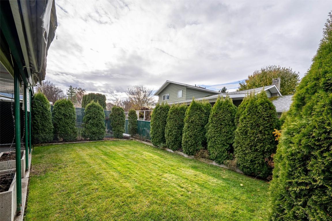 









2180


Fletcher

Street, 14,
Armstrong,




BC
V0E 1B1

