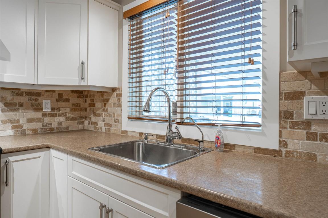 









2180


Fletcher

Street, 14,
Armstrong,




BC
V0E 1B1

