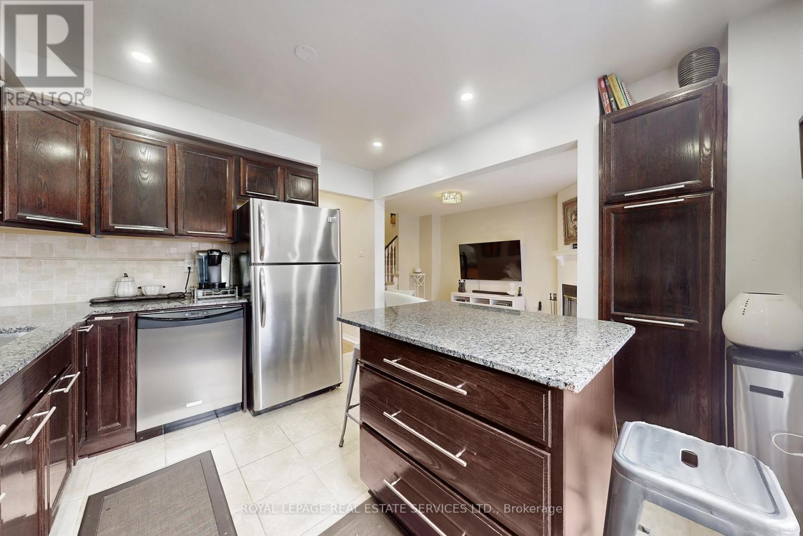 












47 HOOD CRESCENT

,
Brampton,




Ontario
L6Y4S7

