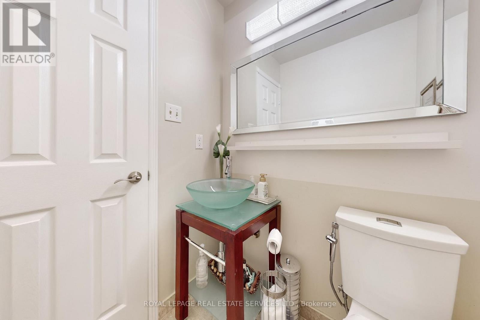 












47 HOOD CRESCENT

,
Brampton,




Ontario
L6Y4S7

