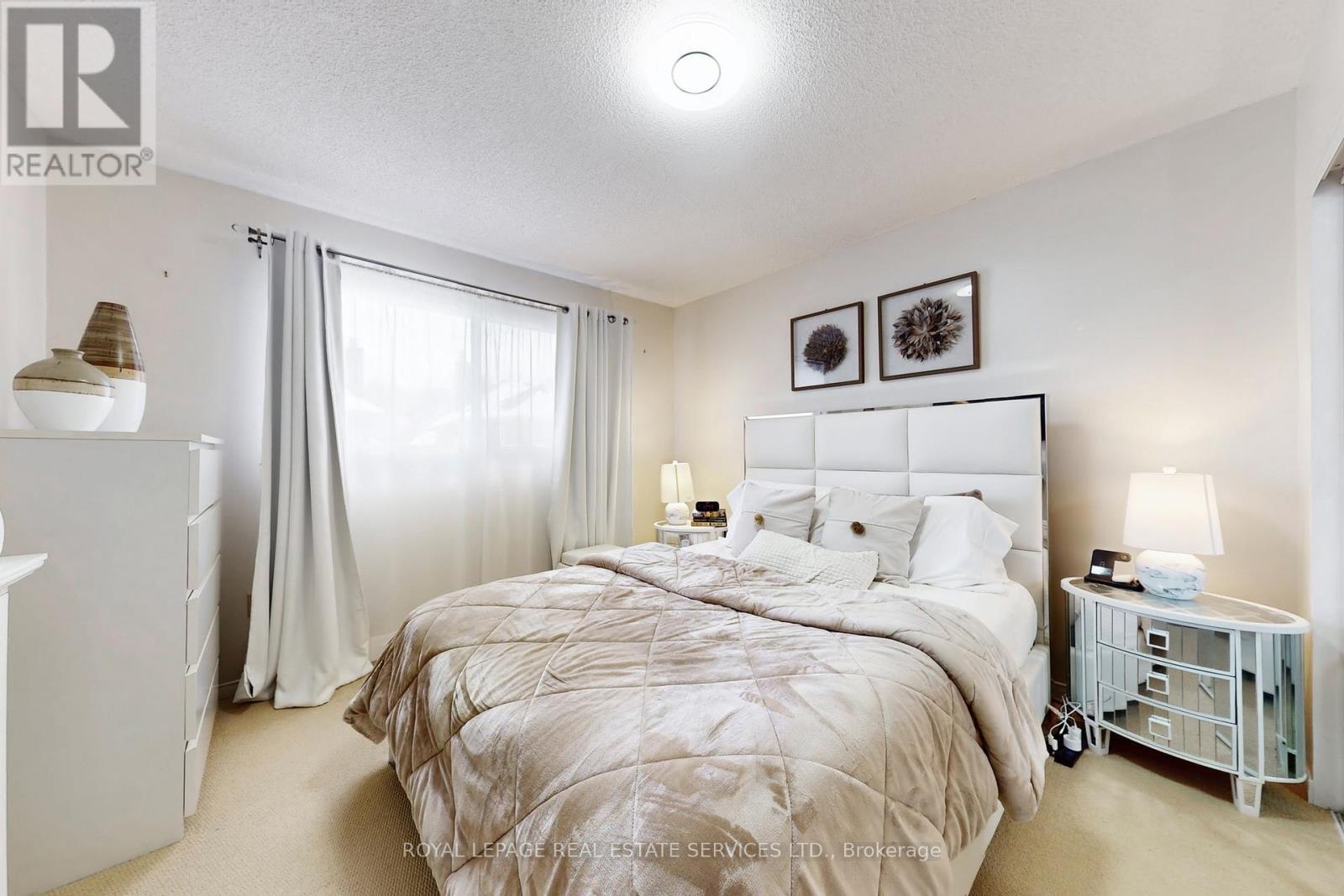 












47 HOOD CRESCENT

,
Brampton,




Ontario
L6Y4S7

