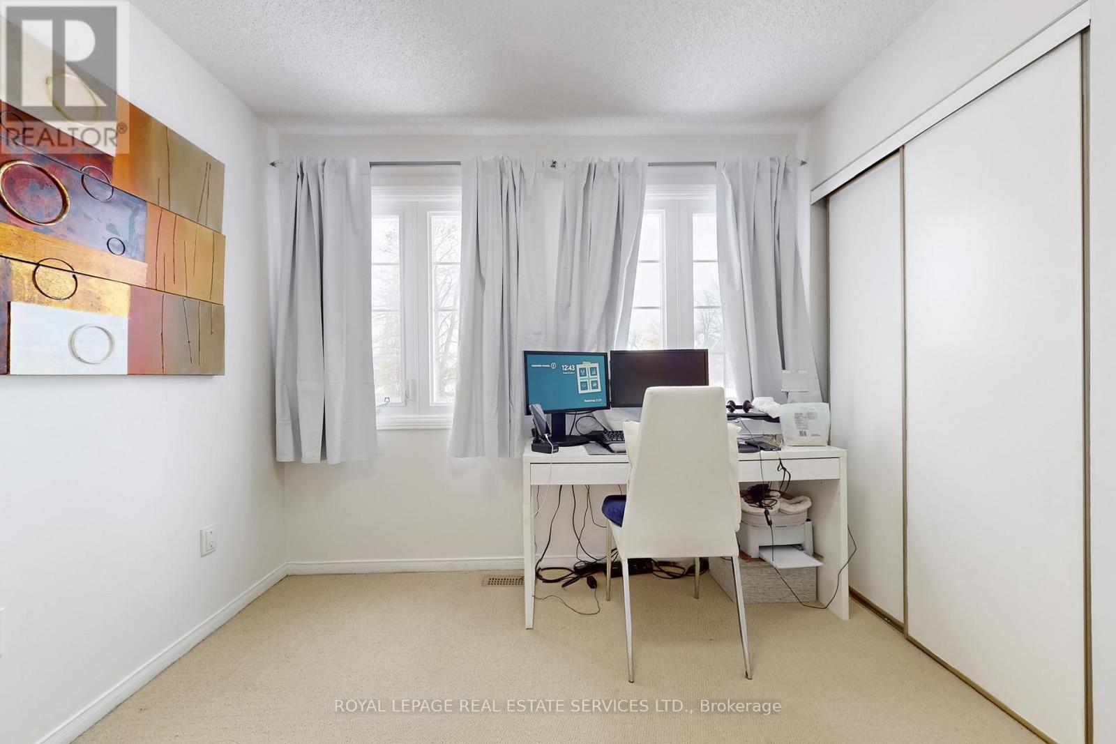 












47 HOOD CRESCENT

,
Brampton,




Ontario
L6Y4S7

