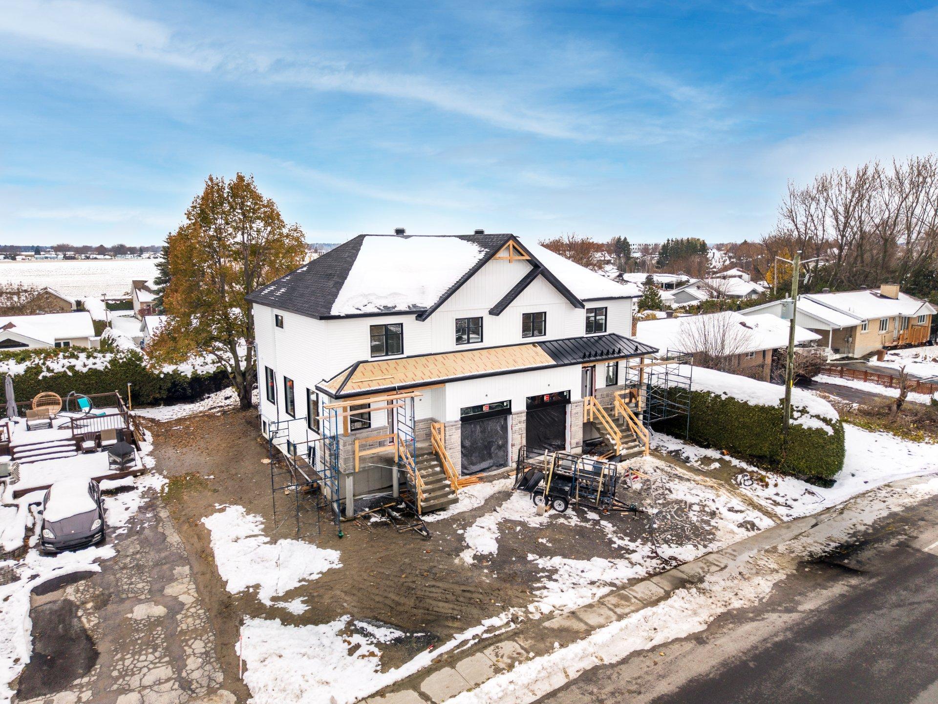 









6285


Av. Pinard

,
Saint-Hyacinthe,




QC
J2S8S7

