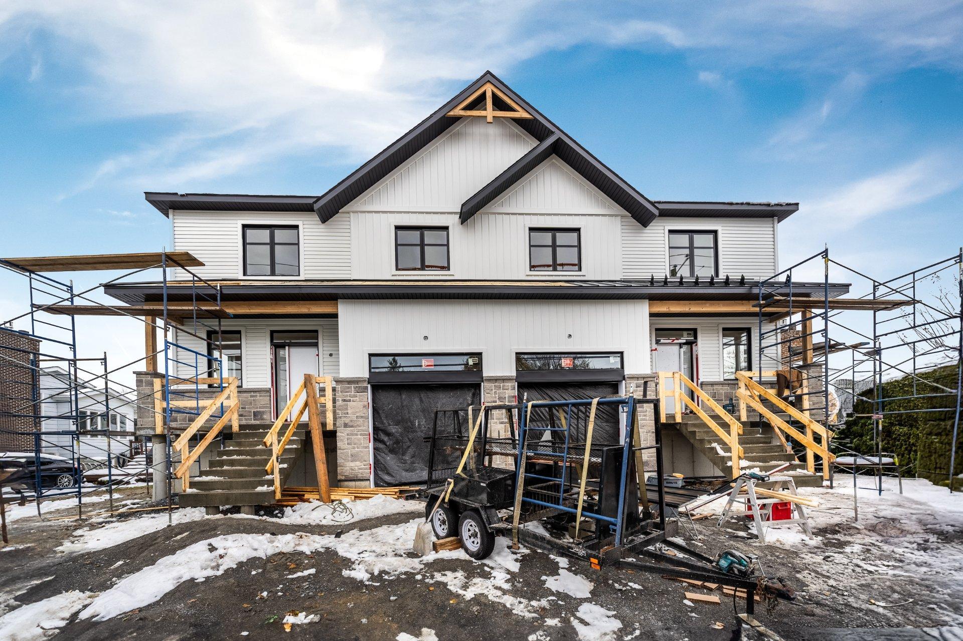 









6285


Av. Pinard

,
Saint-Hyacinthe,




QC
J2S8S7

