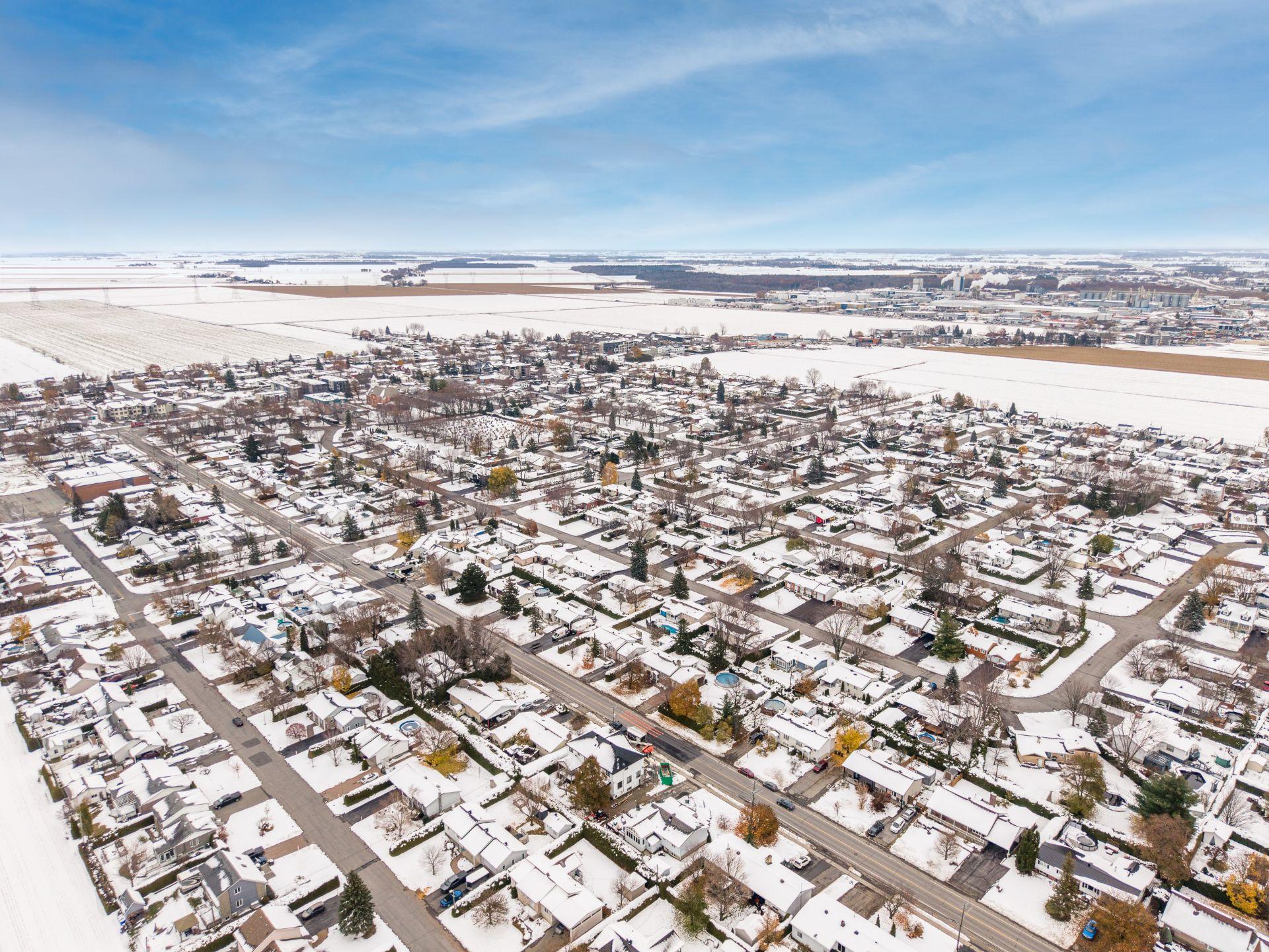 









6295


Av. Pinard

,
Saint-Hyacinthe,




QC
J2S8S7

