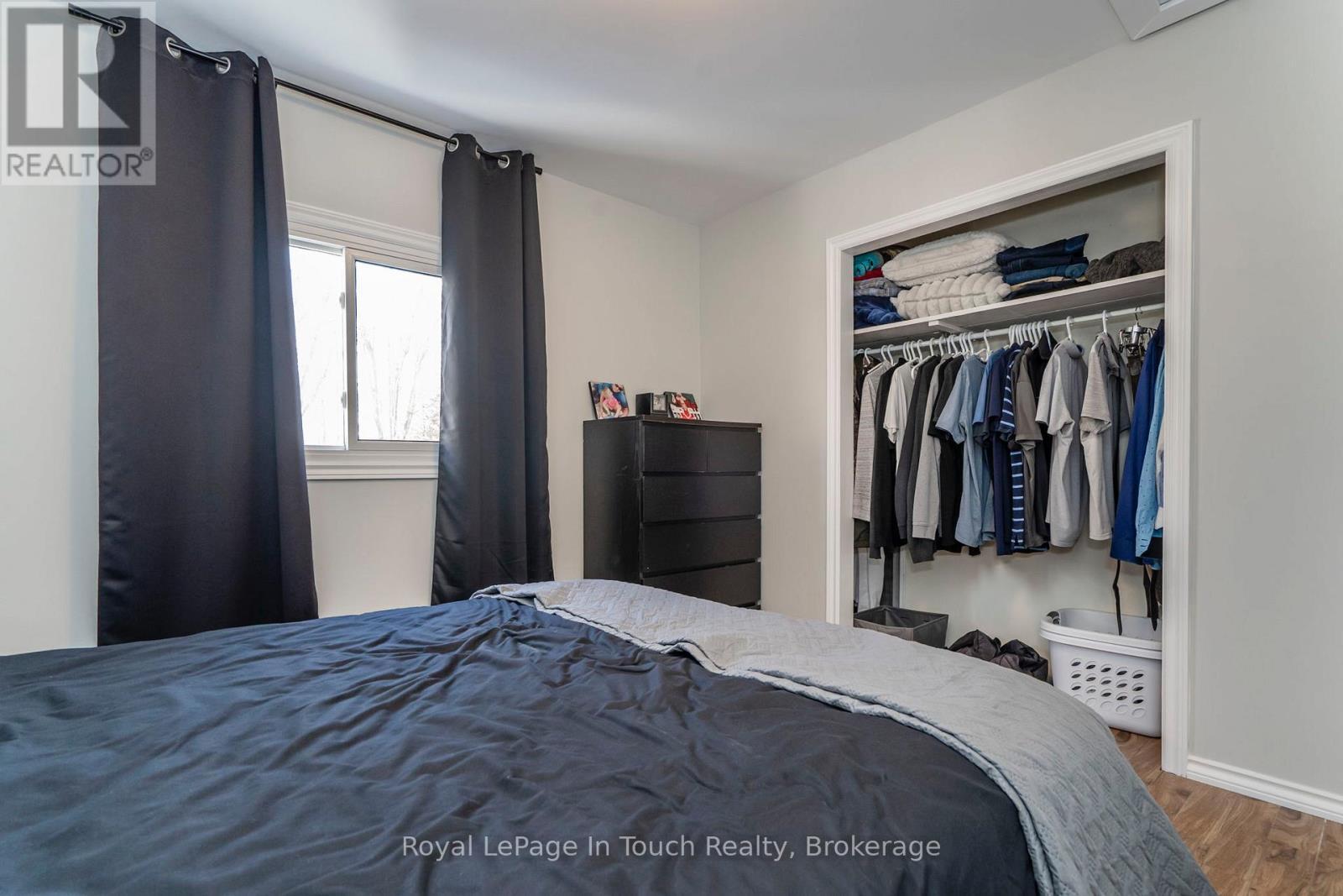 












164 DUCK BAY ROAD

,
Tay (Waubaushene),




Ontario
L0K2C0

