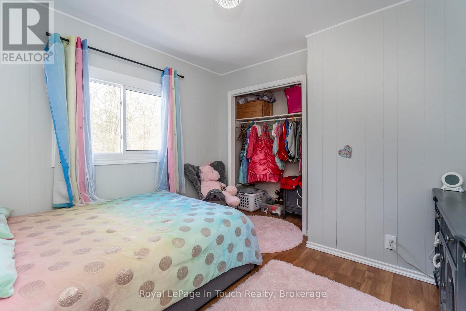 












164 DUCK BAY ROAD

,
Tay (Waubaushene),




Ontario
L0K2C0

