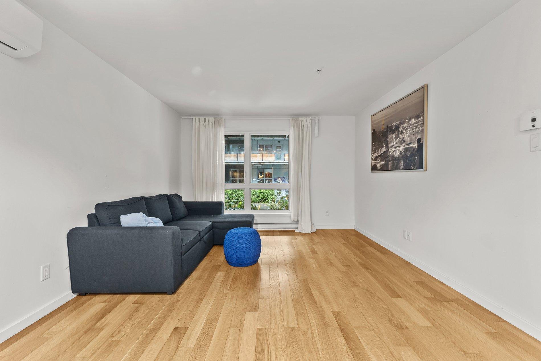 









558


Rue Nicolet

,
Montréal (Mercier/Hochelaga-Maisonneuve),




QC
H1W0C2

