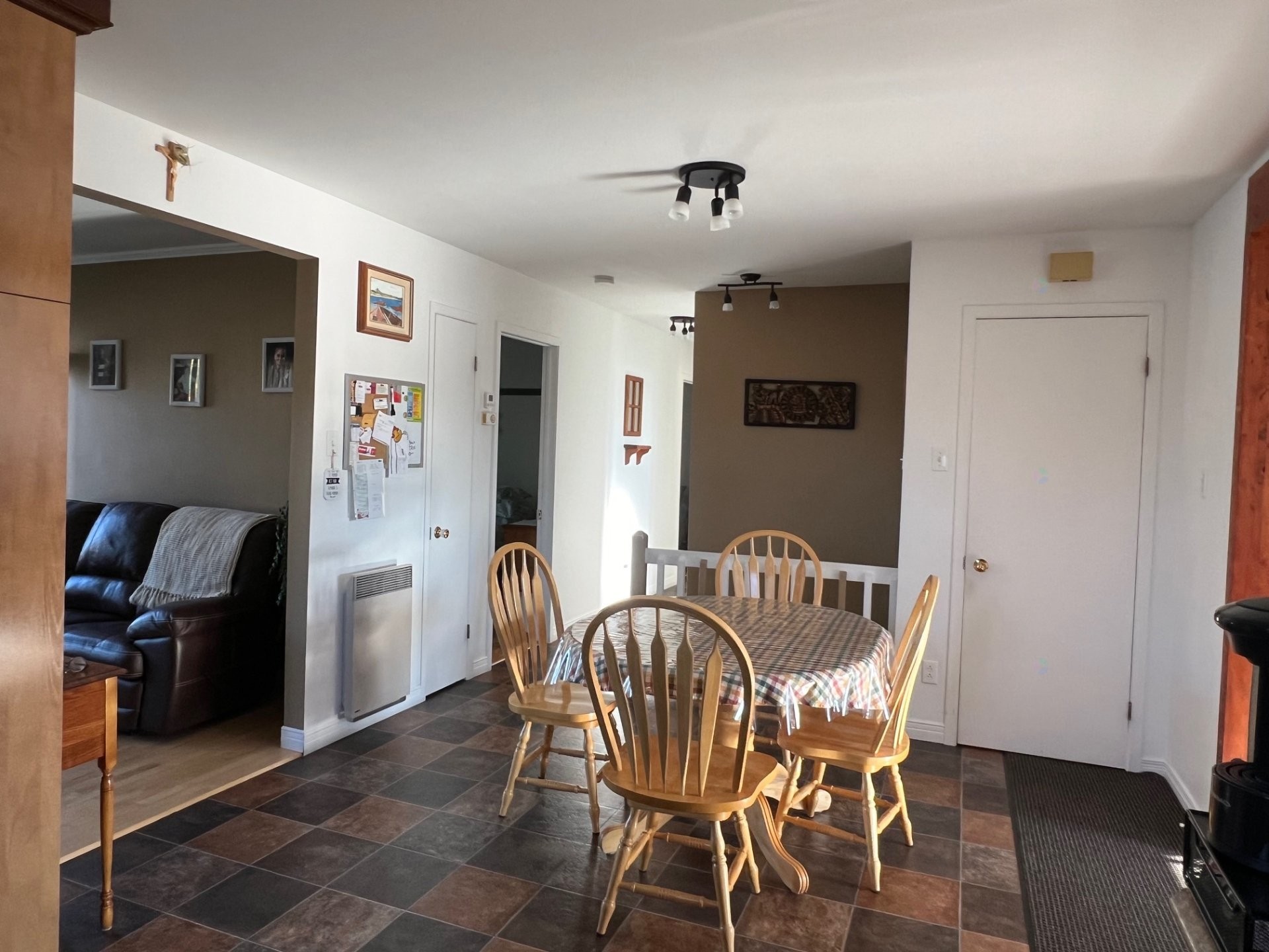 









476


Ch. Merrill

,
Chibougamau,




QC
G8P2V4

