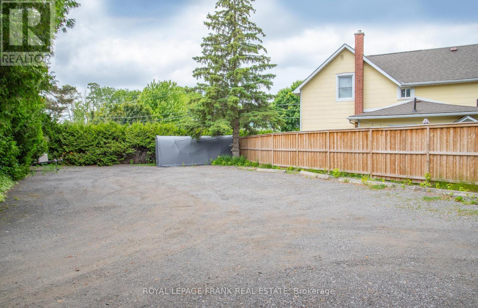 












25 WILBUR AVENUE

,
Scugog (Port Perry),







Ontario
L9L1J4

