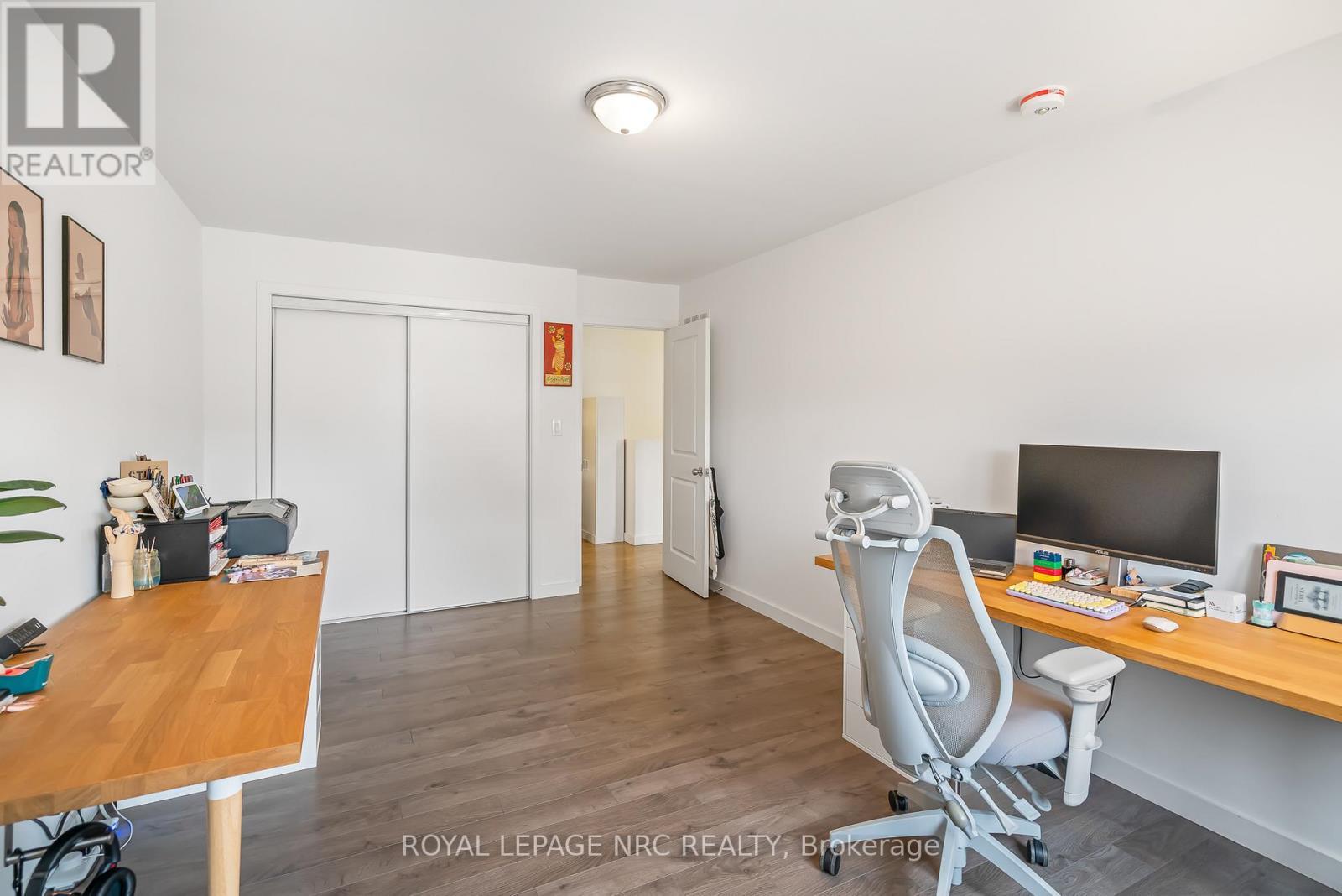 












305 CHAFFEY STREET

,
Welland (Lincoln/Crowland),




Ontario
L3B0K5

