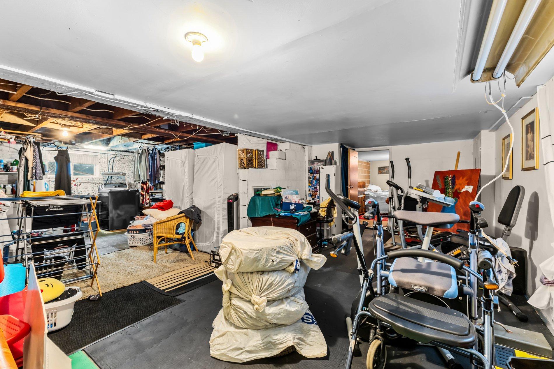 









782

 - 784


9e Avenue

,
Montréal (Lachine),




QC
H8S3C6

