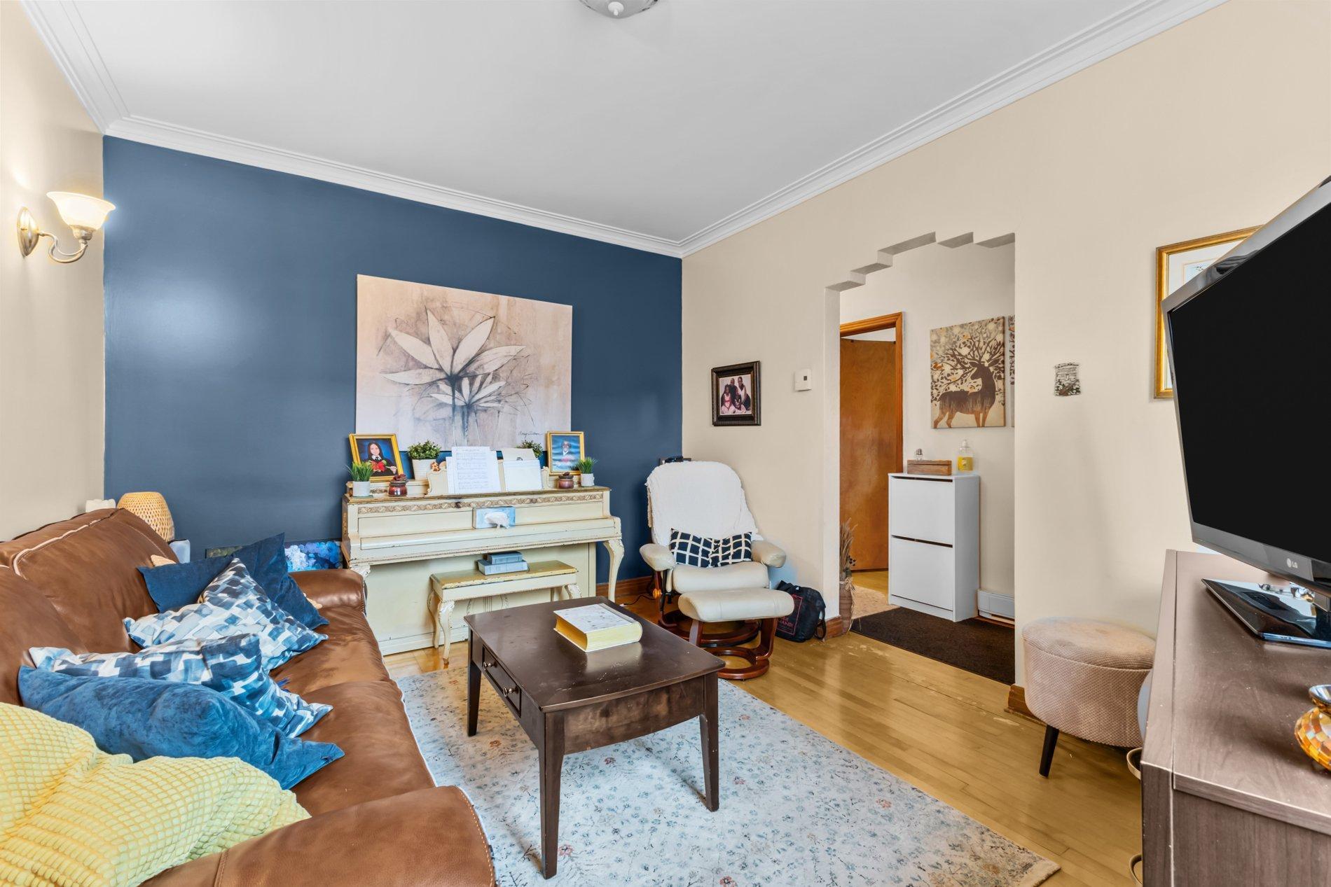 









782

 - 784


9e Avenue

,
Montréal (Lachine),




QC
H8S3C6

