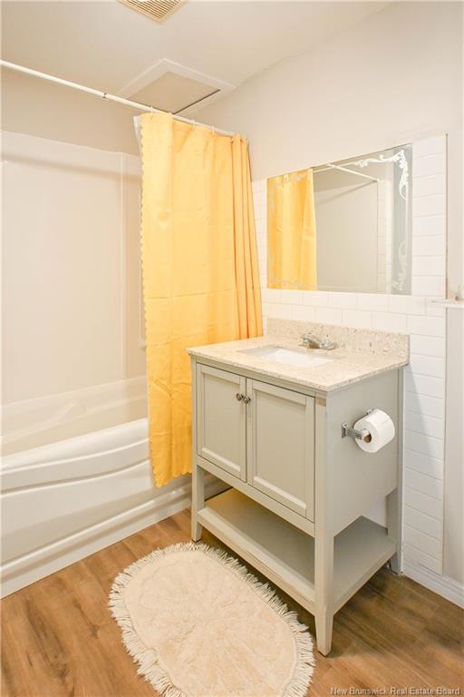 









443


chemin Haut-Shippagan

RD,
Haut-Shippagan,




NB
E8S 2R7

