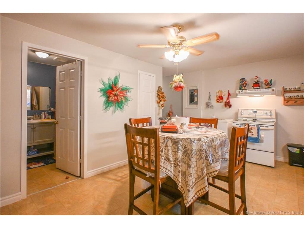 









443


chemin Haut-Shippagan

RD,
Haut-Shippagan,




NB
E8S 2R7

