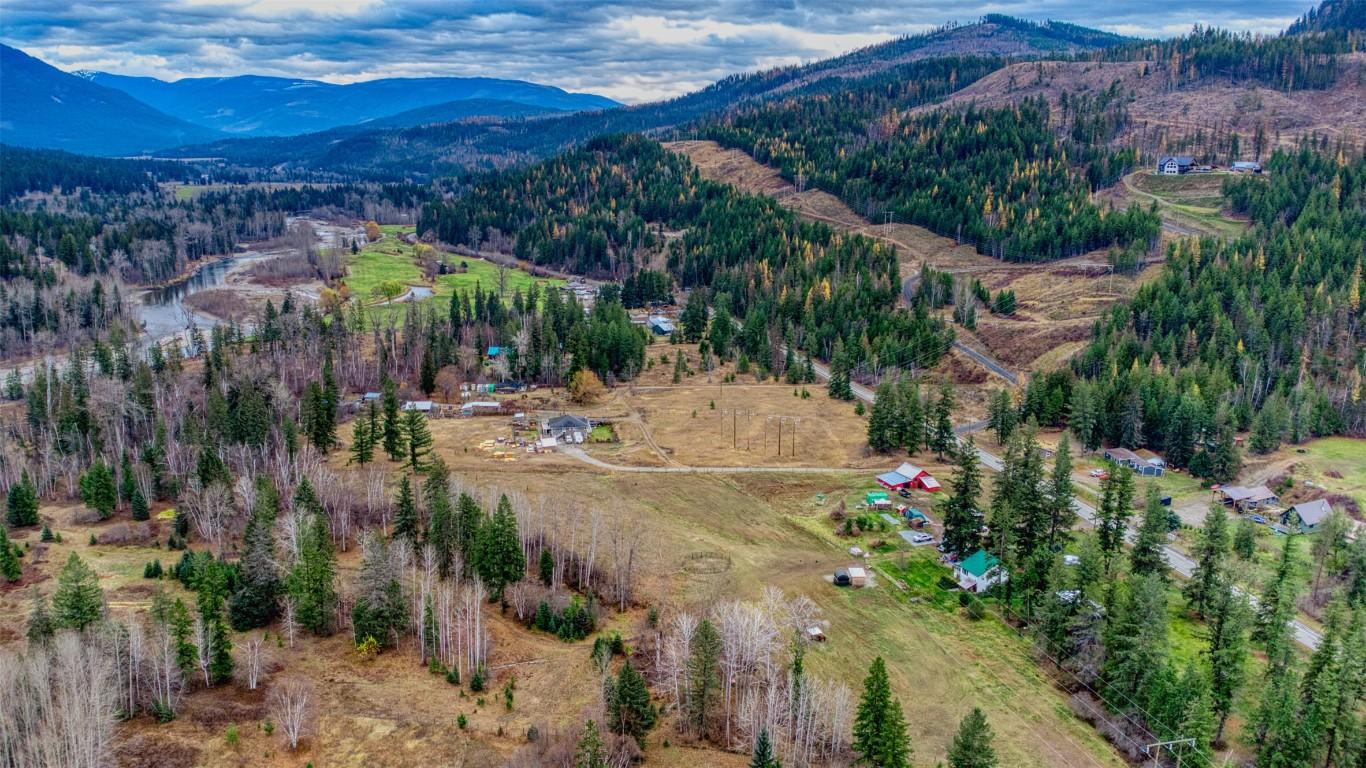 









1385


6

Highway,
Cherryville,




BC
V0E 2G1

