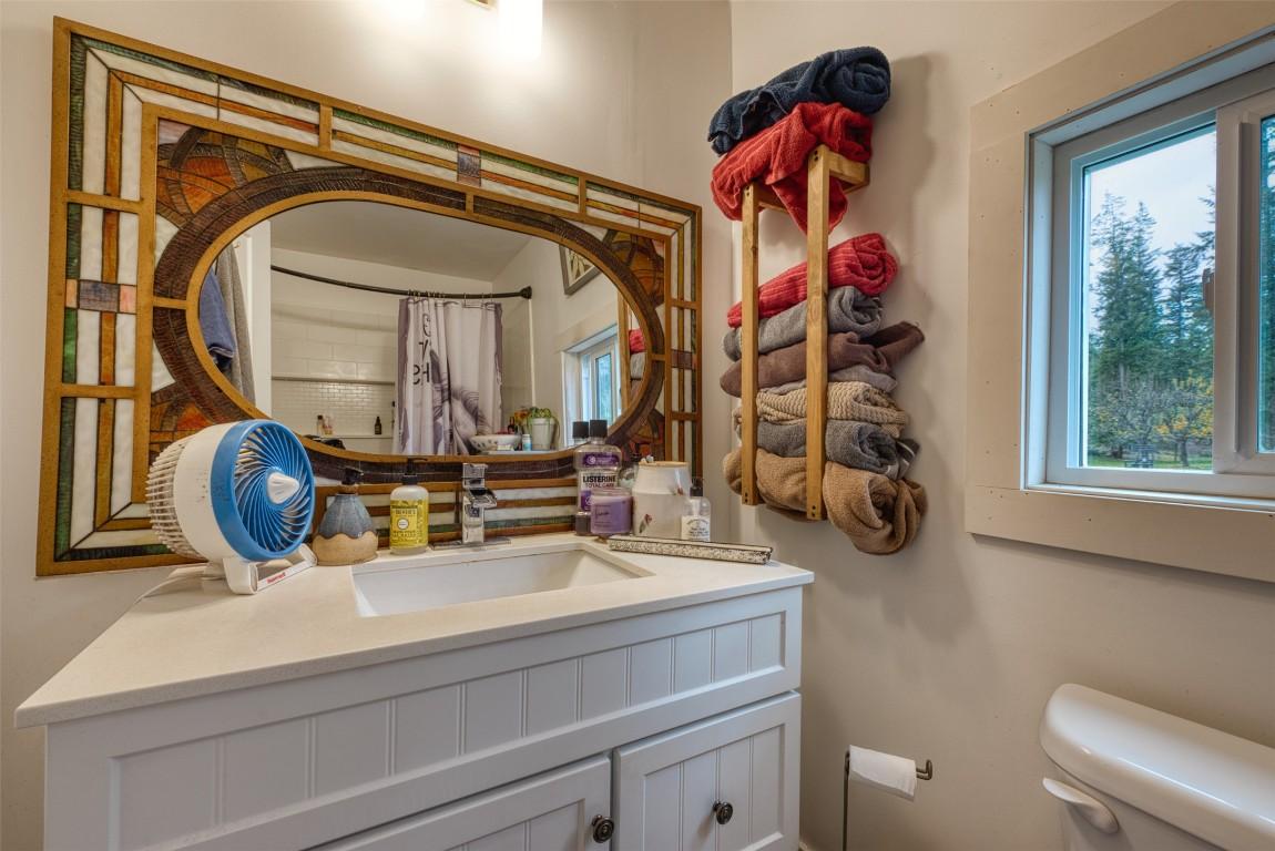 









1385


6

Highway,
Cherryville,




BC
V0E 2G1

