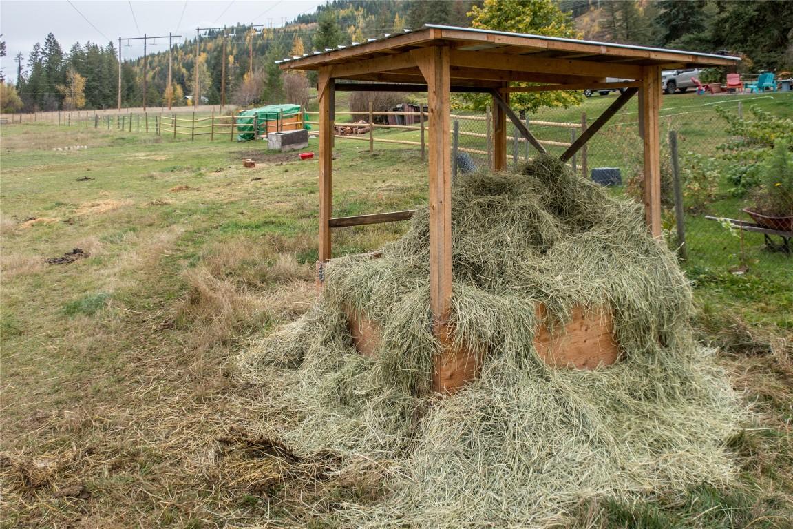 









1385


6

Highway,
Cherryville,




BC
V0E 2G1

