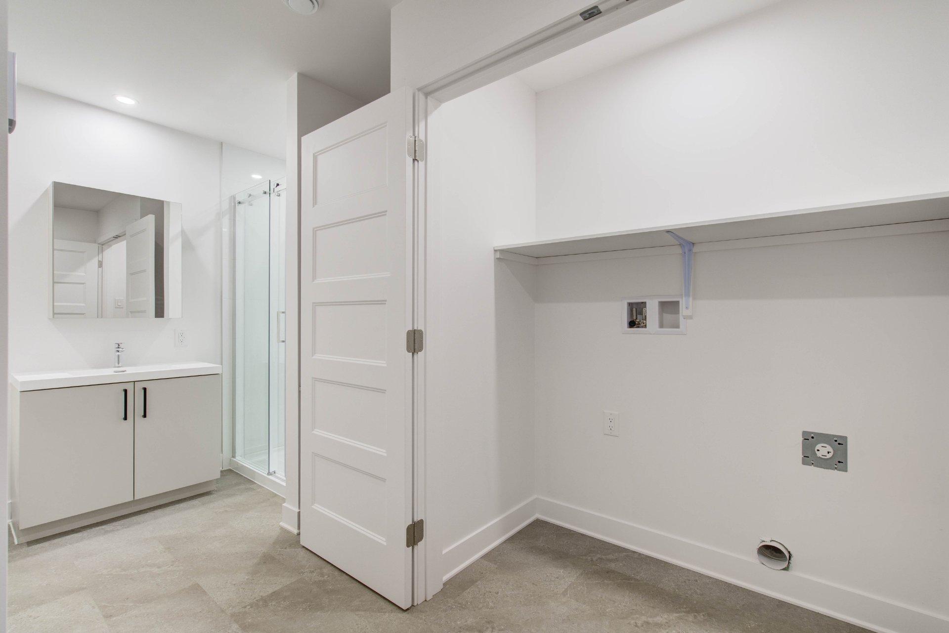 









400


Av. Barron

, 13,
Lachute,




QC
J8H4L6

