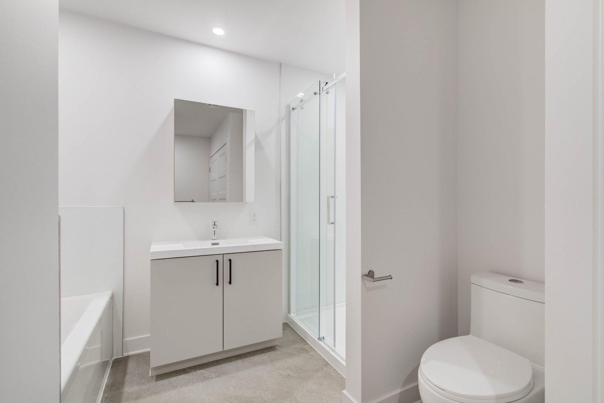 









400


Av. Barron

, 13,
Lachute,




QC
J8H4L6

